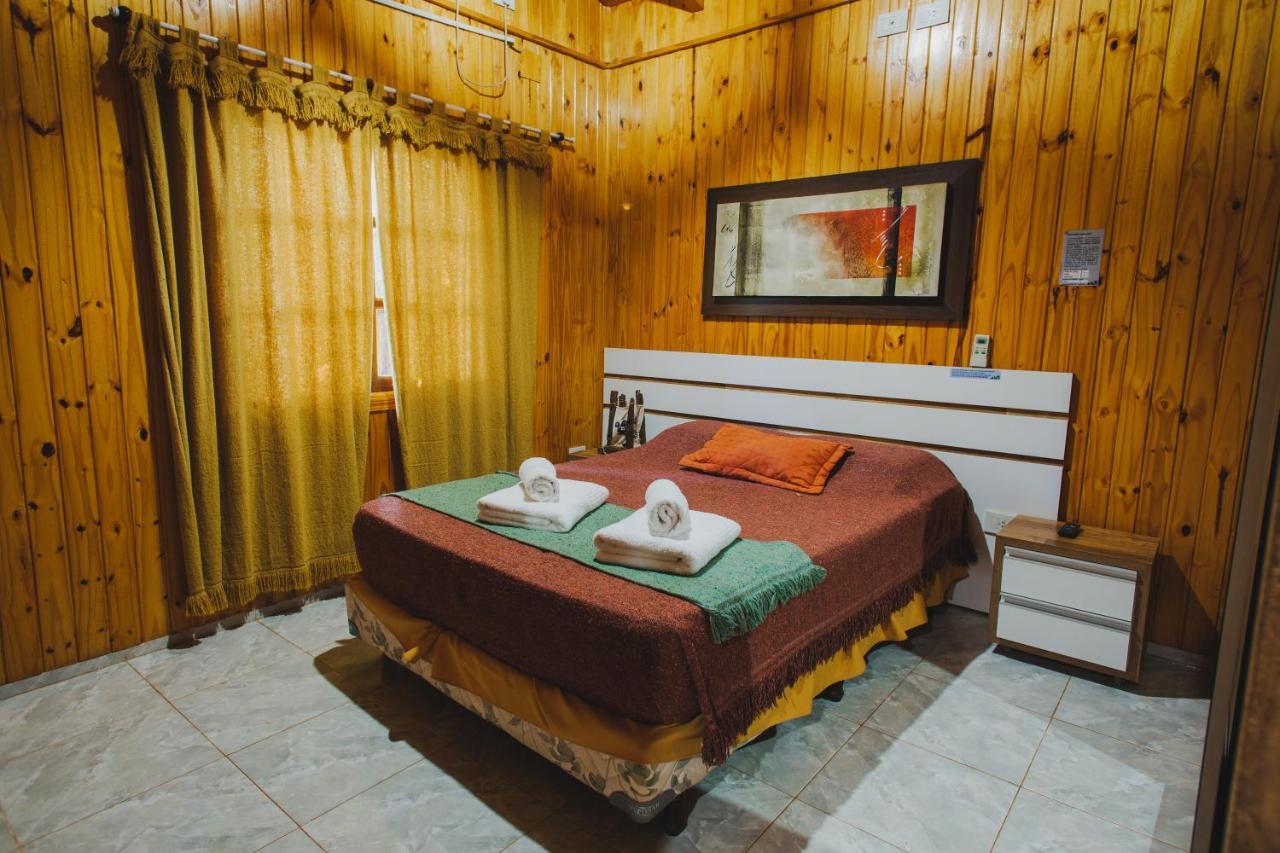 Cabanas Riberas Del Parana 푸에르토이과수 외부 사진