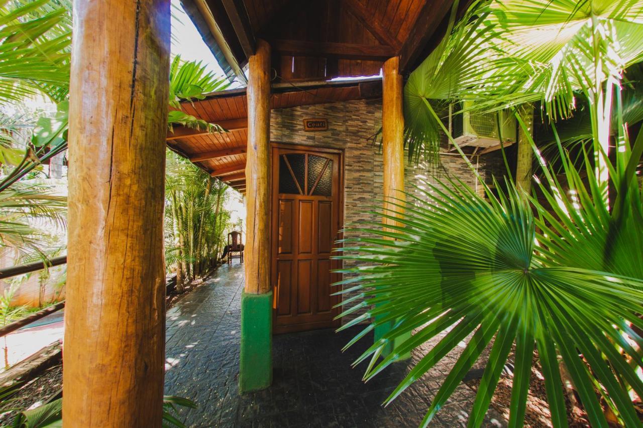 Cabanas Riberas Del Parana 푸에르토이과수 외부 사진